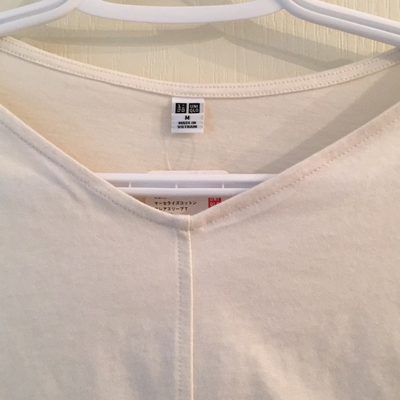 Uniqlo short sleeve blouse - Picture 3 of 5